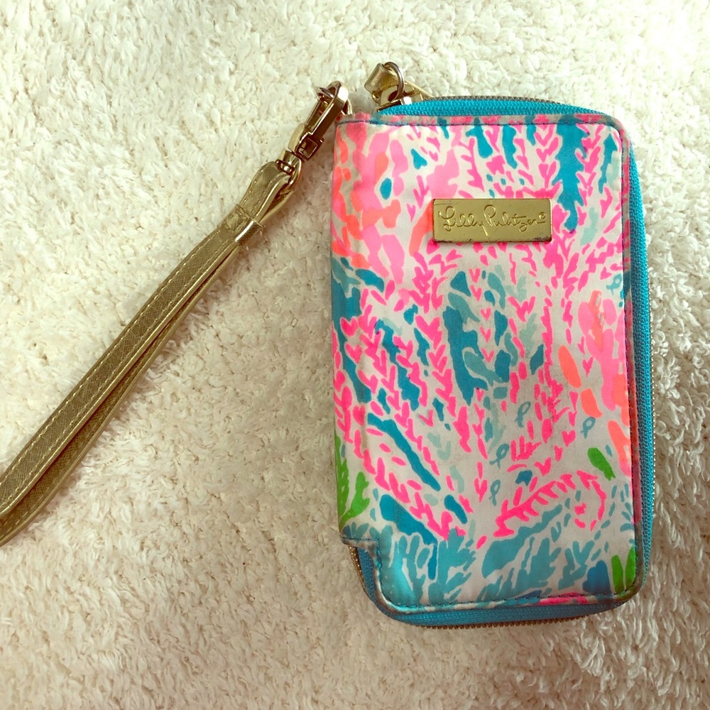 Lily Pulitzer phone/card/money wristlet.
